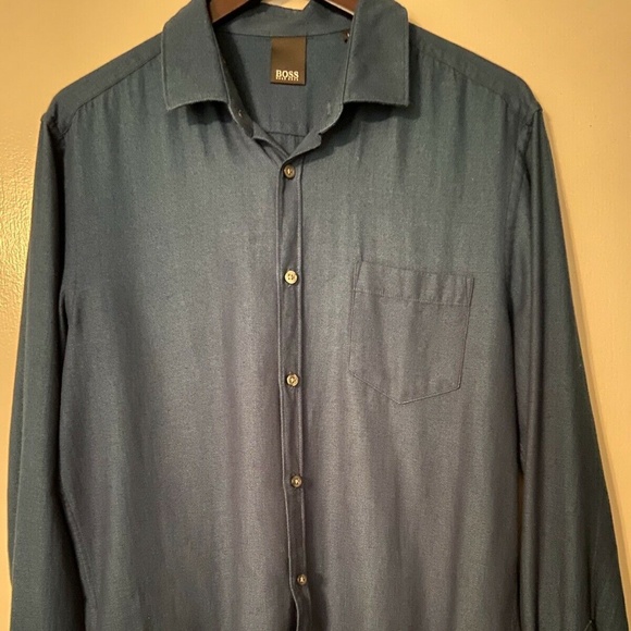 Hugo Boss Collared Dress Shirt Unworn Blue sz L - Picture 5 of 7